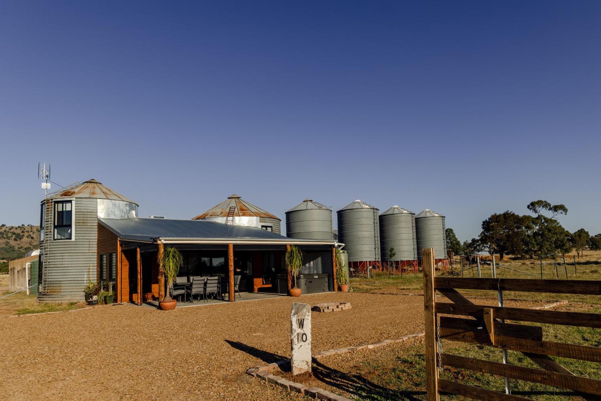 Paddock Silo * Forbes